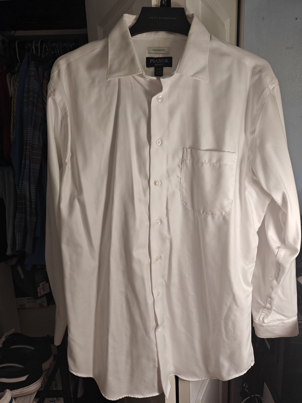 Jos. A. Bank Reserve White Men's Dress Shirt with Chest Pocket